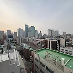 K Wave Guesthouse Only Female In Hongdae 2